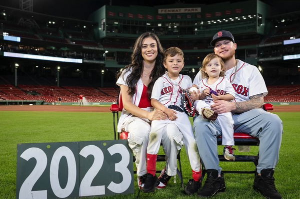 Alex Verdugo and His Girlfriend Yamille Alcala: Relationship and Family Life