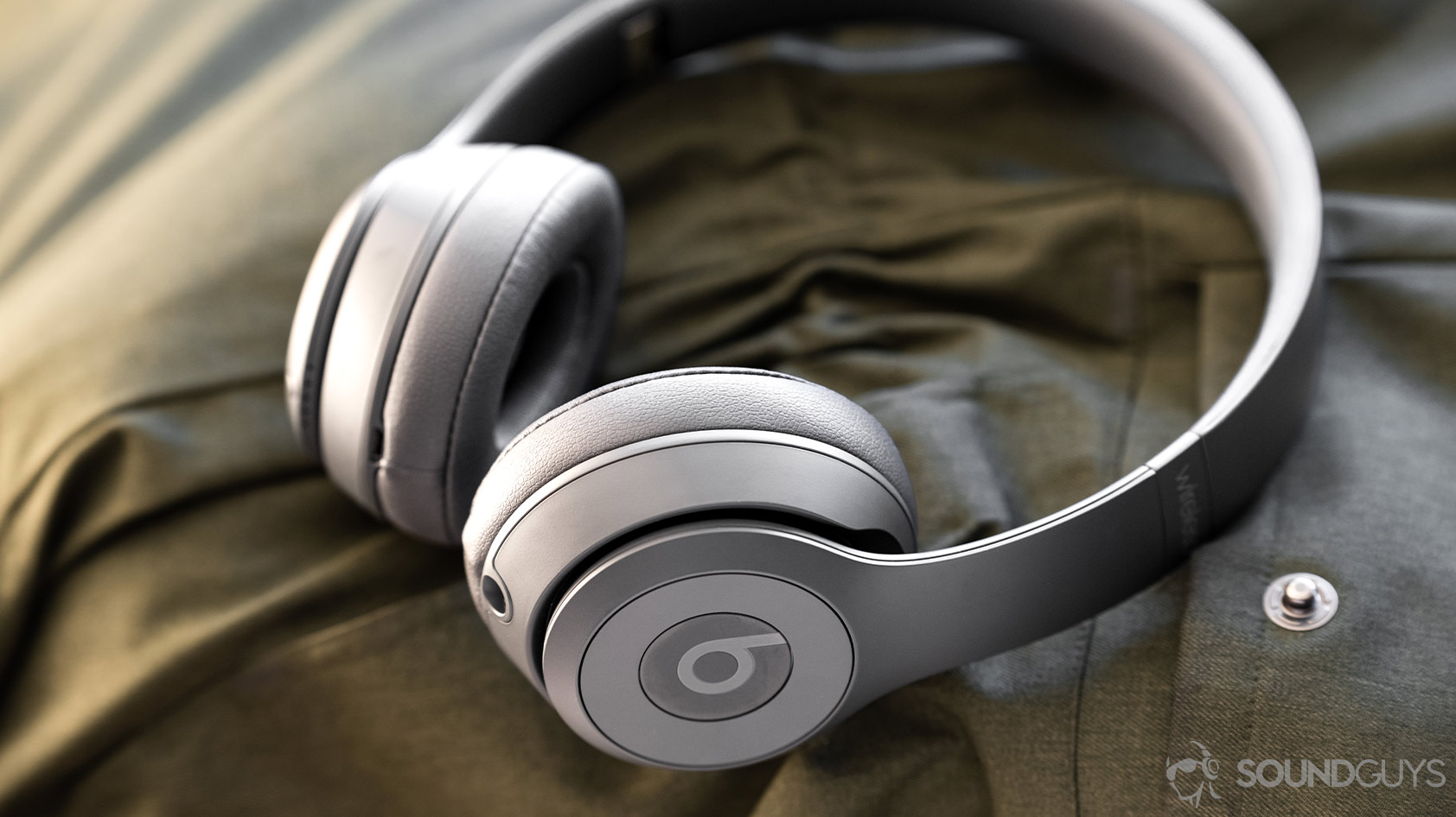 Beats Solo III Headphones: Are They Still Good in 2024?