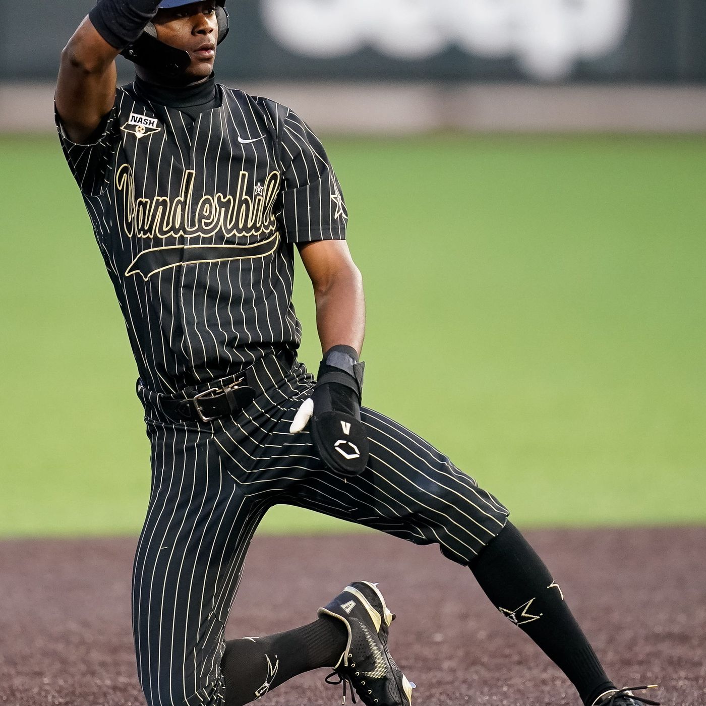 Vandy Baseball: Whats the Latest Scoop on the Commodores? (Easy Guide to Vanderbilt Baseball)