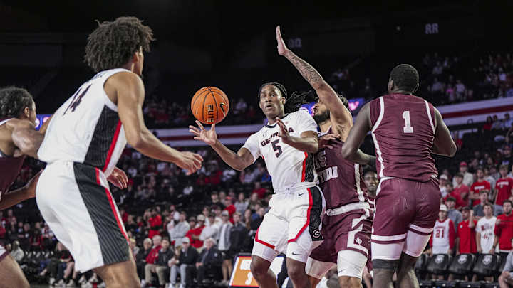 Georgia Basketball Game Predictions: Who are the experts picking to win? Heres a hot take for you.