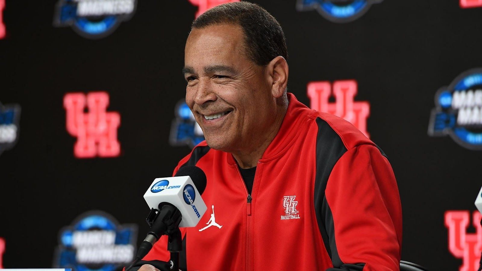 kelvin sampson net worth and Salary: Everything You Need to know.